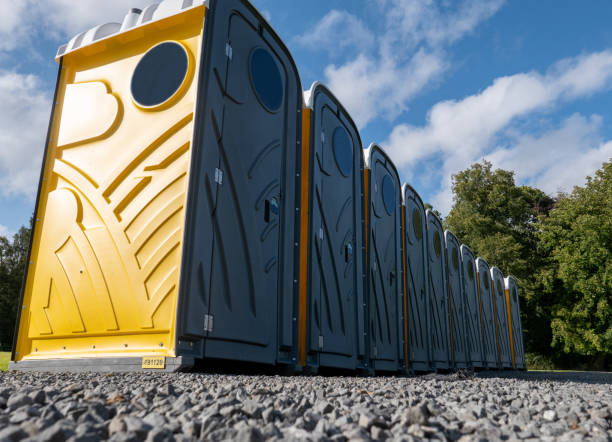 Best VIP or Luxury Restroom Trailers  in Destrehan, LA